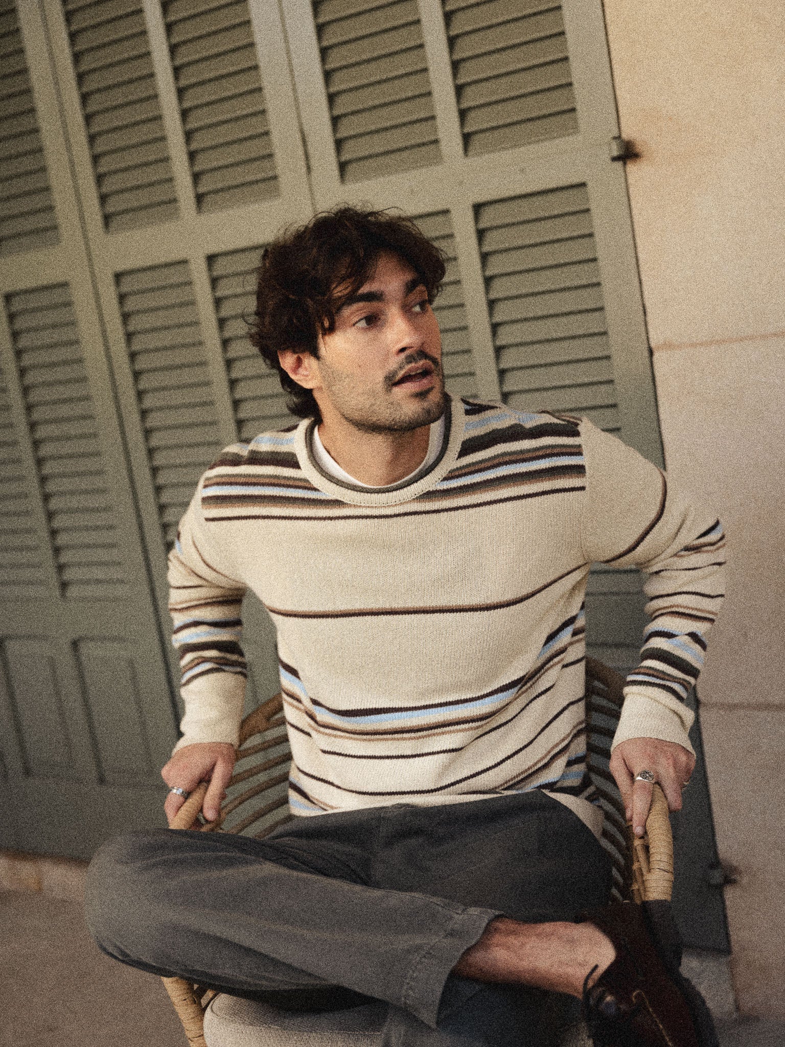 Modelshot / Incense / Detail